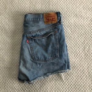 501 Levi Shorts